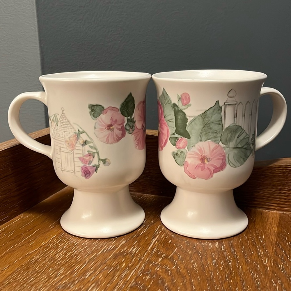 Pair of Pfaltzgraff Cape May Pedestal (Footed) Mugs  Discontinued MADE IN USA!